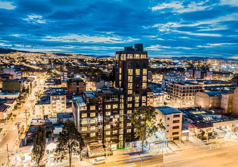 هتل Black Tower Premium