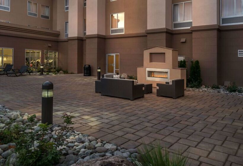 هتل Hampton Inn & Suites Reno West