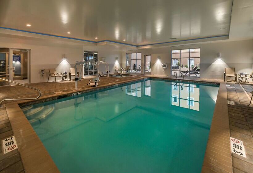 هتل Hampton Inn & Suites Reno West