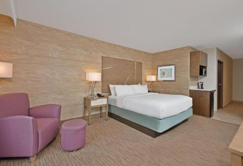 هتل Holiday Inn Express & Suites New Cumberland, An Ihg