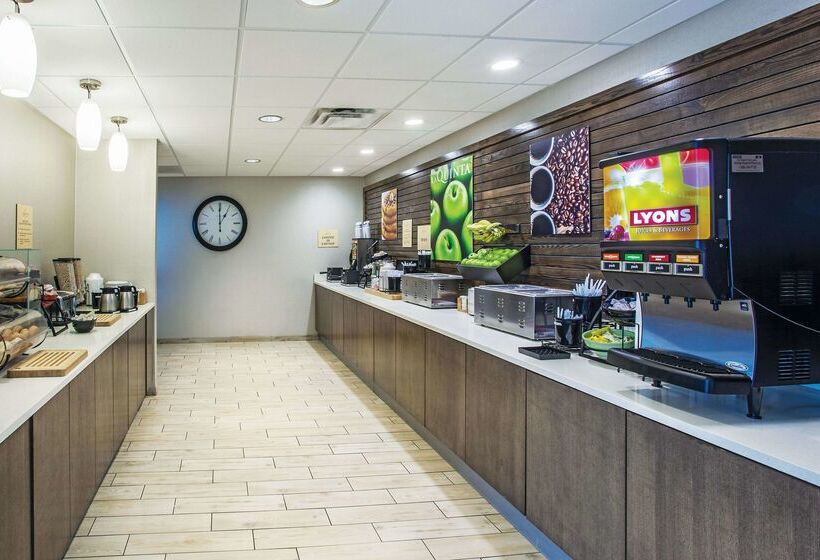 هتل La Quinta By Wyndham Duluth