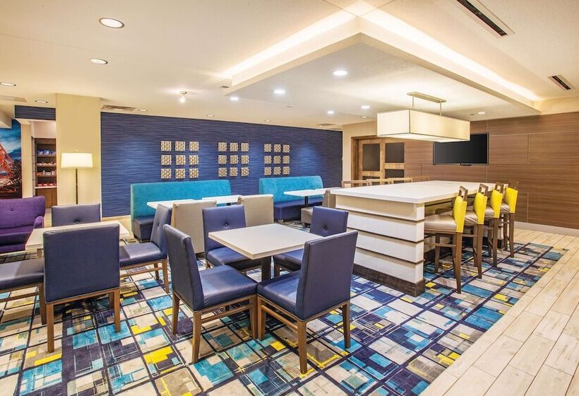 هتل La Quinta By Wyndham Duluth