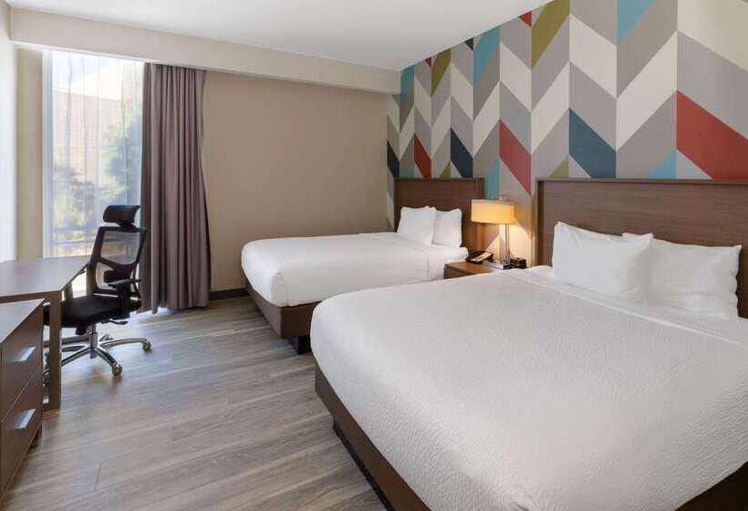 فندق La Quinta Inn & Suites By Wyndham Tulsa Downtown   Route 66