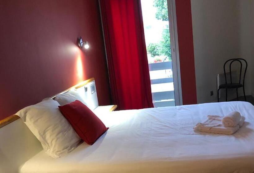 酒店 La Voile Rouge