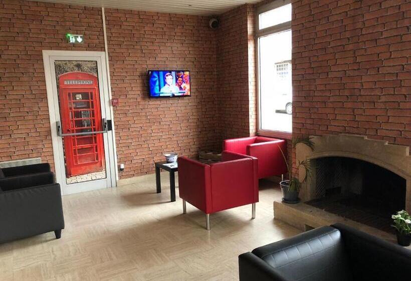 酒店 La Voile Rouge