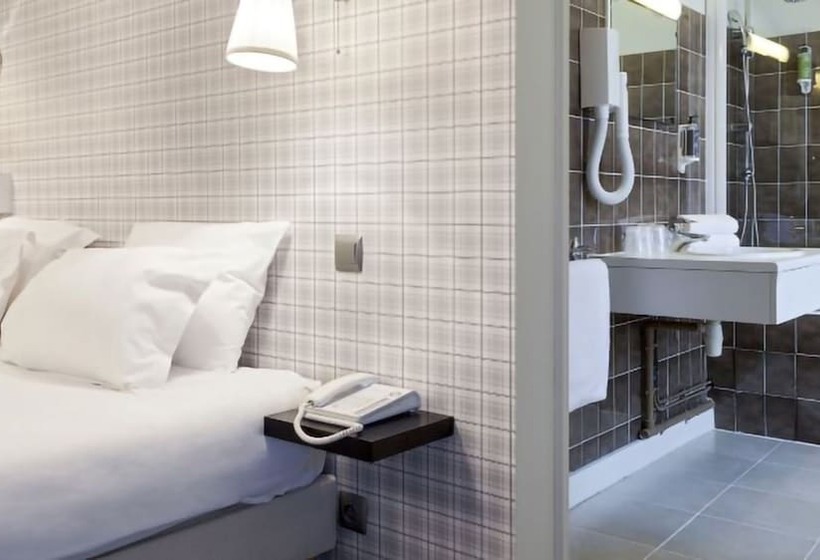 酒店 La Voile Rouge