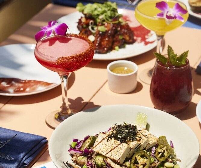 בית מלון כפרי Mama Shelter La Hollywood