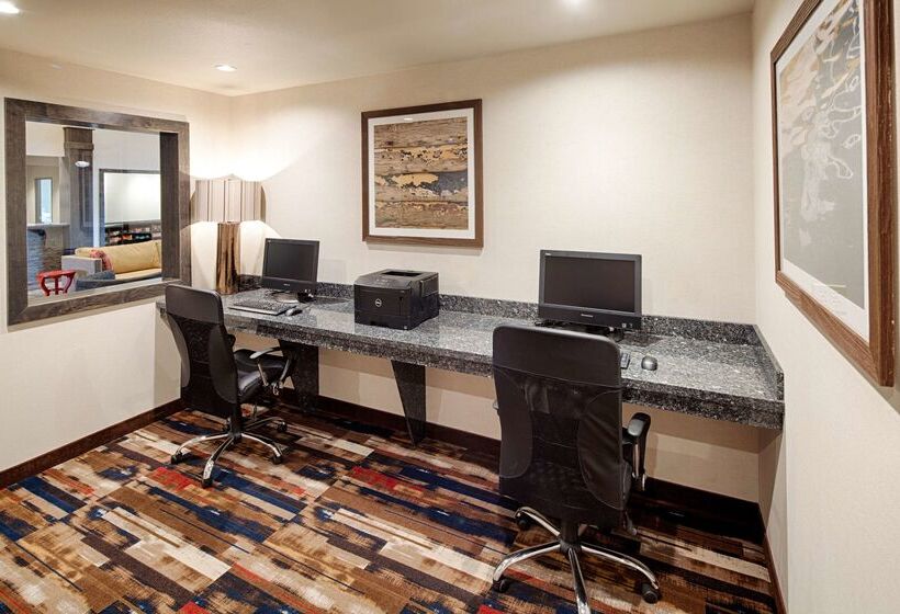 هتل Red Lion Ridgewater Inn & Suites Polson