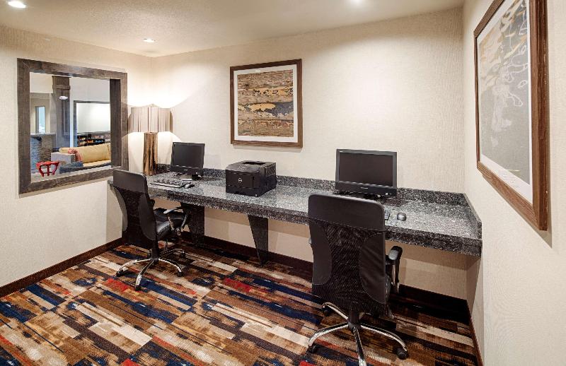 هتل Red Lion Ridgewater Inn & Suites Polson