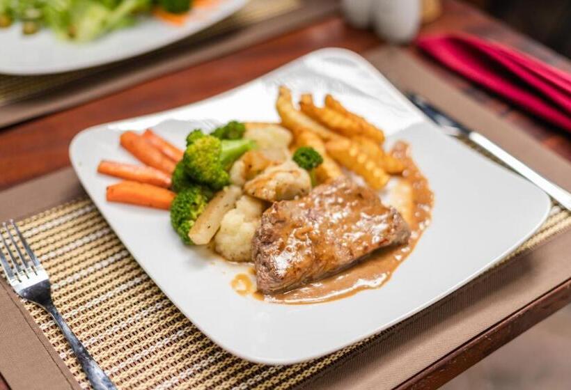 پانسیون Five Rose Siem Reap Hostel