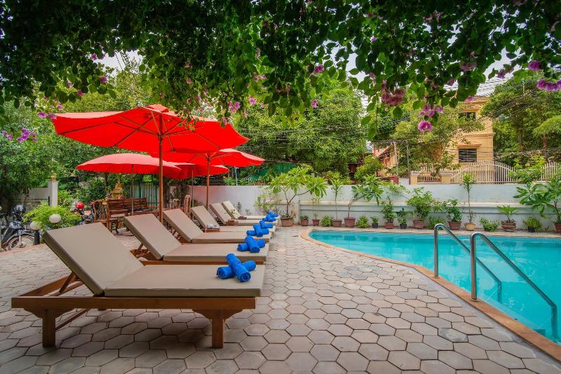 پانسیون Five Rose Siem Reap Hostel