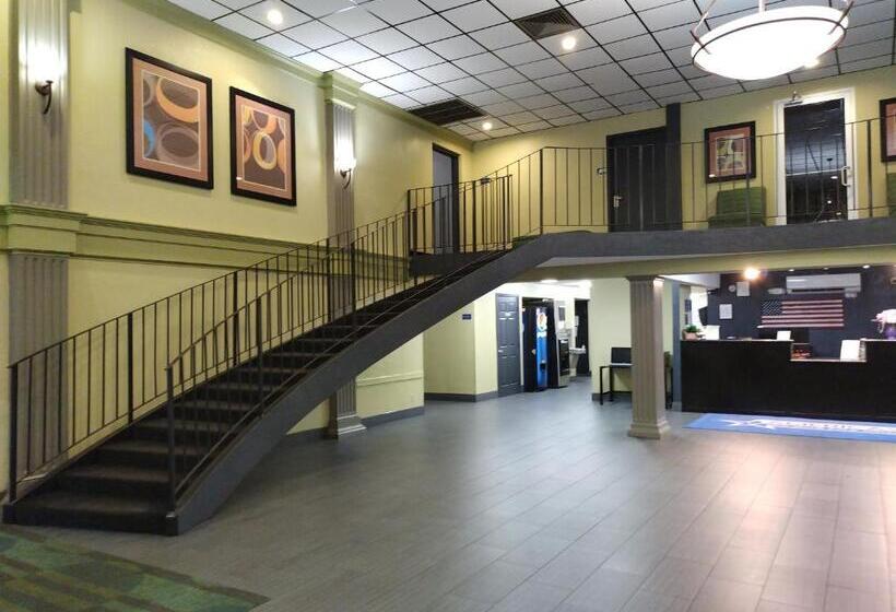 هتل Americas Best Value Inn Phenix City