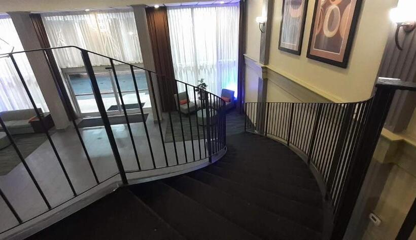 هتل Americas Best Value Inn Phenix City
