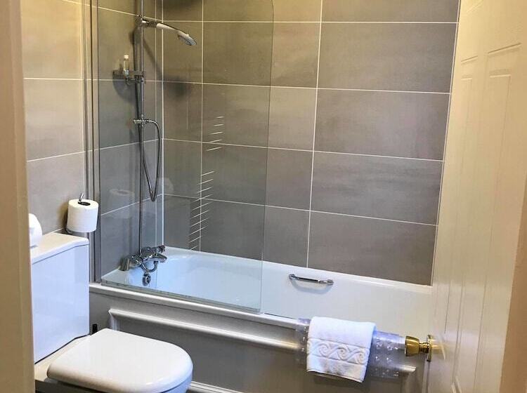 هتل Bridge Of Orchy