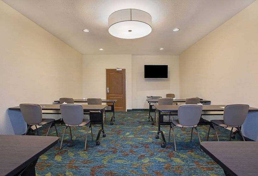 בית מלון כפרי Candlewood Suites Fort Campbell   Oak Grove, An Ihg