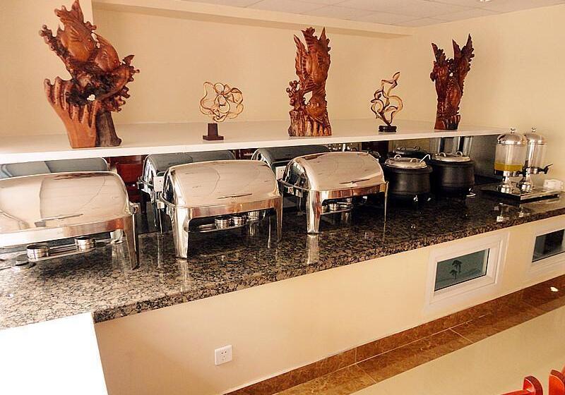 ホテル Greentree Inn Weihai North Qingdao Road Express