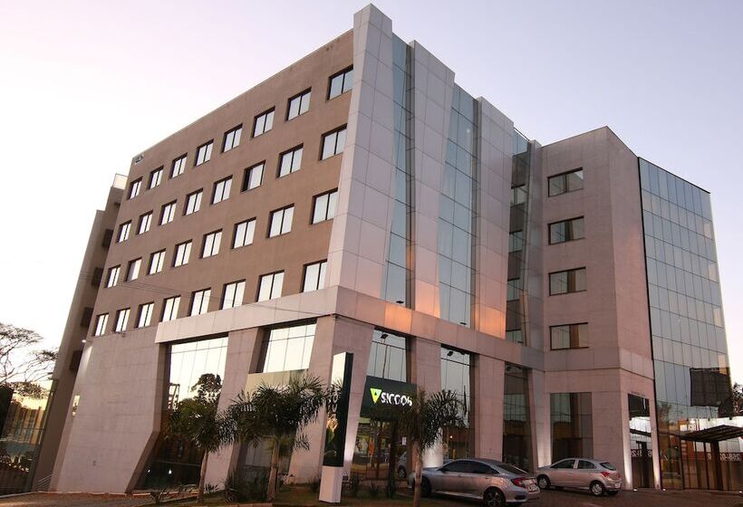 فندق Lagoon Prime