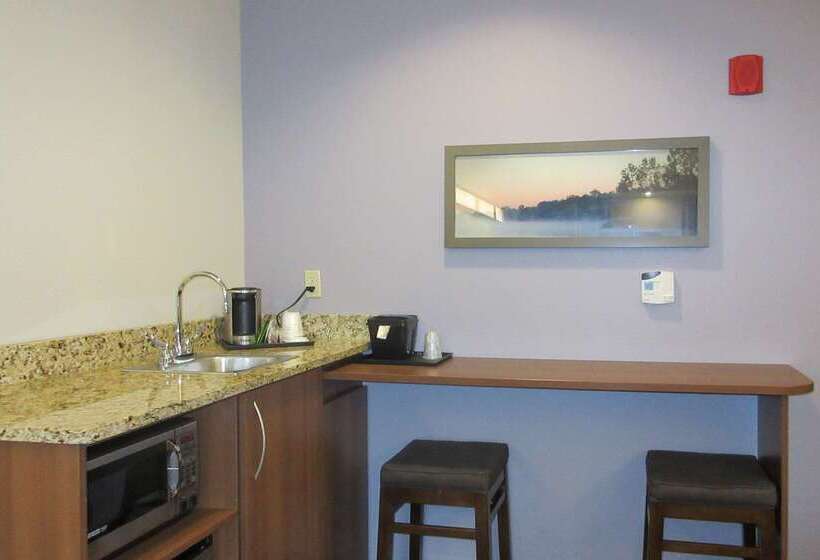 호텔 Quality Inn & Suites Caldwell I 77