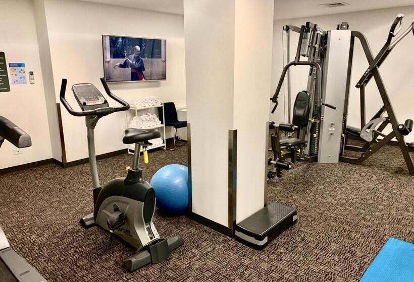 בית מלון כפרי Corporate Living Accommodation Abbotsford