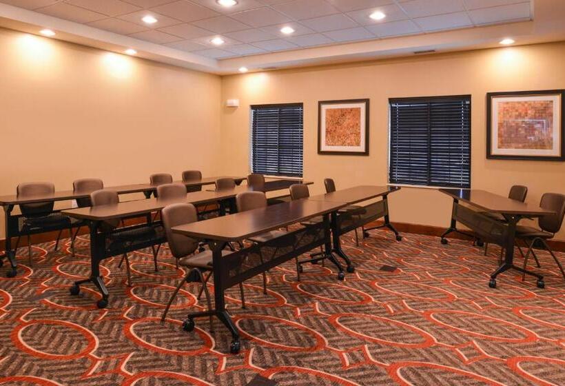 בית מלון כפרי Staybridge Suites Merrillville, An Ihg