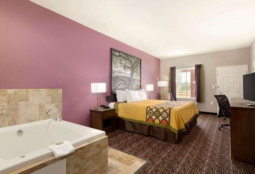 Отель Super 8 By Wyndham Carrizo Springs