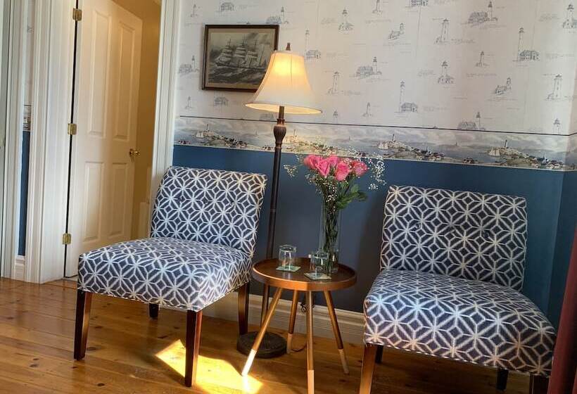 فندق Surfside Inn