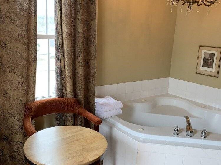 فندق Surfside Inn