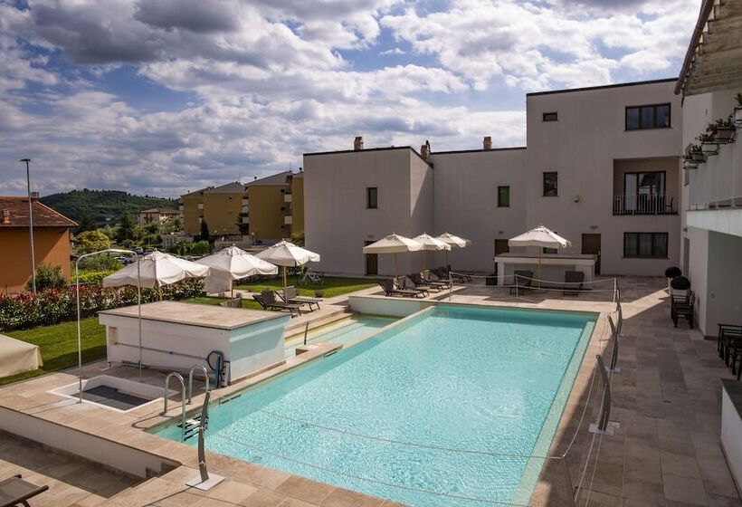 فندق The Florence Hills Resort & Wellness