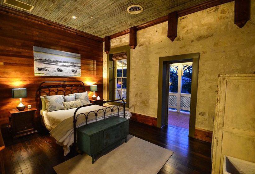 호텔 Legendary Texas Polo Club At Phillip Manor Sqaure B&b