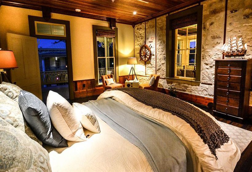 호텔 Legendary Texas Polo Club At Phillip Manor Sqaure B&b