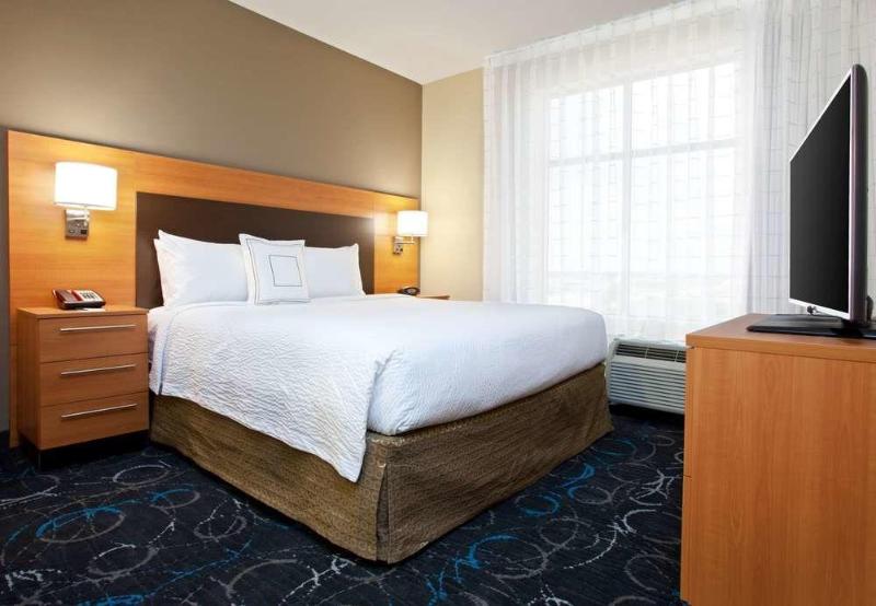 هتل Towneplace Suites By Marriott Carlsbad