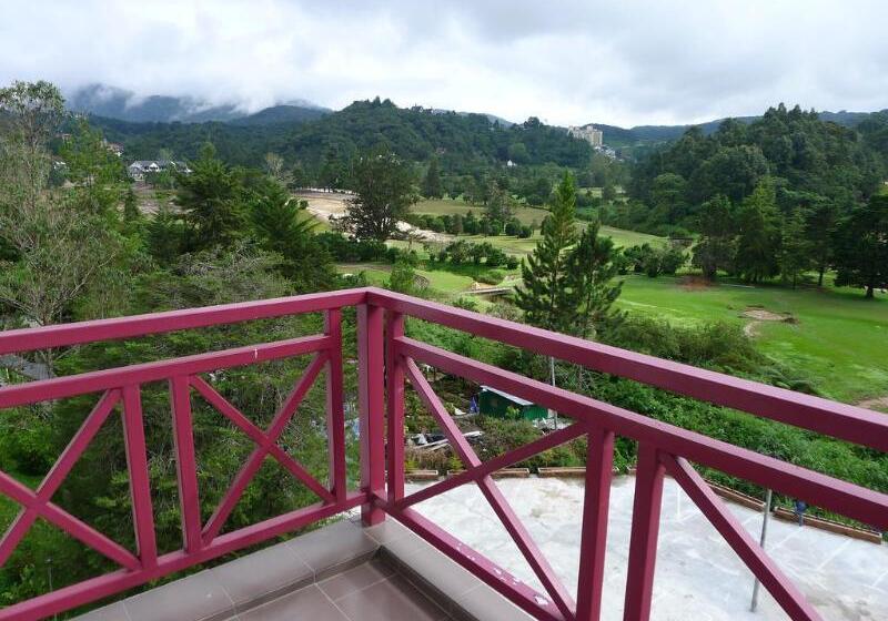 Iris House Resort