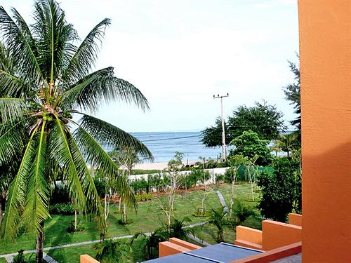 استراحتگاه Sunshine Pool Villa