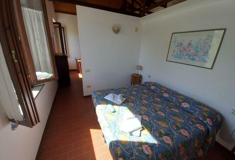 فندق Podere S.giulia   Casale S.giulia