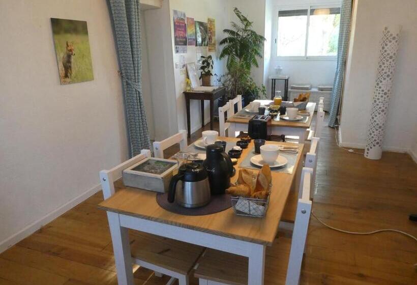 住宿加早餐  Les Chambres Du Ladoux