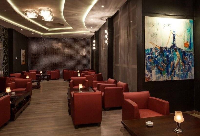 فندق Sky Casa Airport