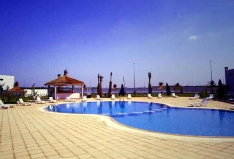 فندق Sky Casa Airport