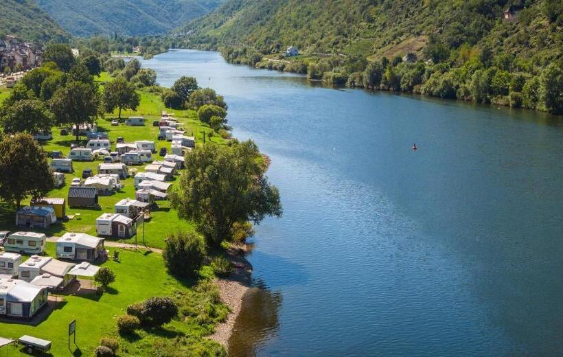 ホテル | Restaurant | Forellenzucht