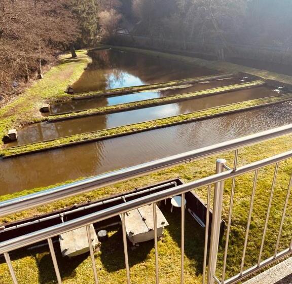 ホテル | Restaurant | Forellenzucht