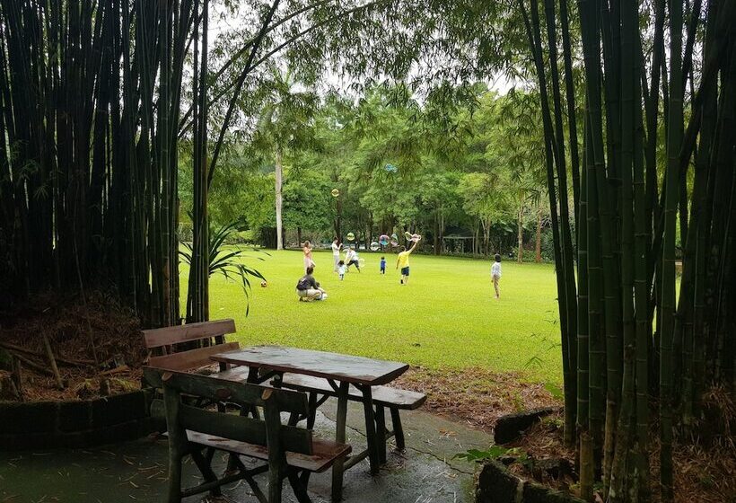 Wanathara Resort