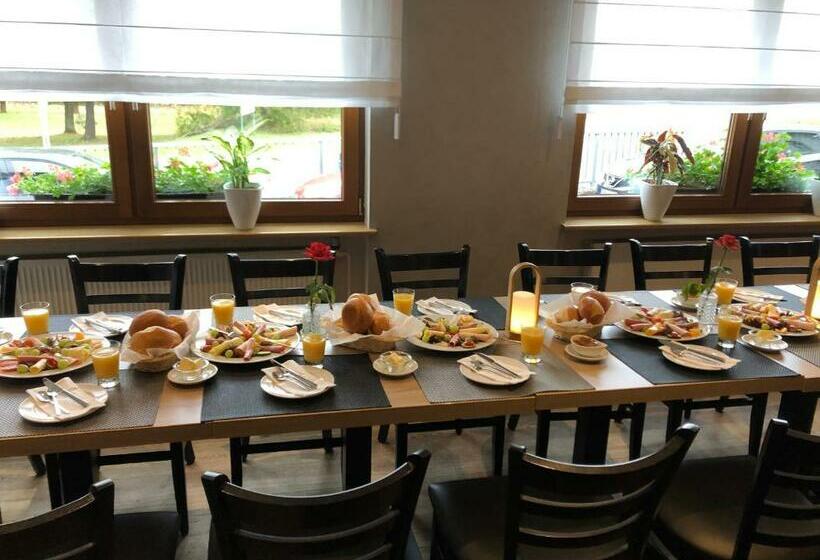 Отель Restaurant Nikopolis