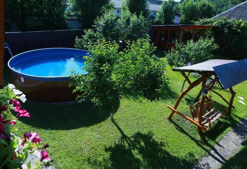 Пансион Family Green