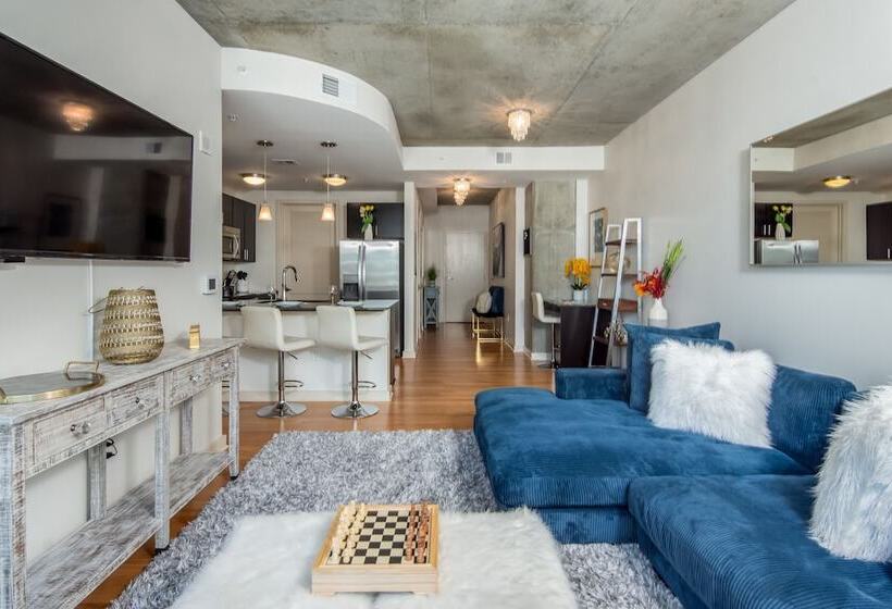 Chic Collection By Nohotel On 6th Street