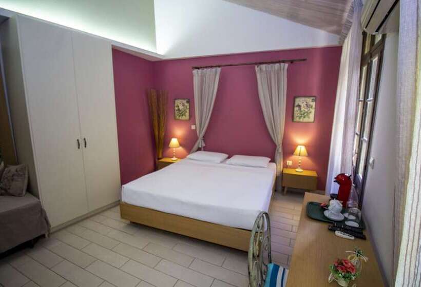 Elia Portou Rooms
