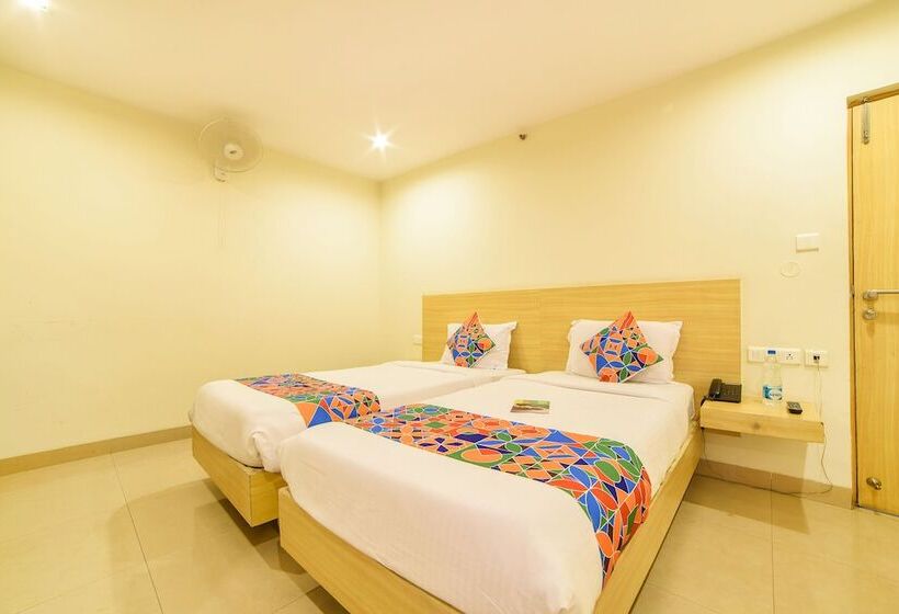 ホテル Oriva Vinflora Residency   Jubilee Hills