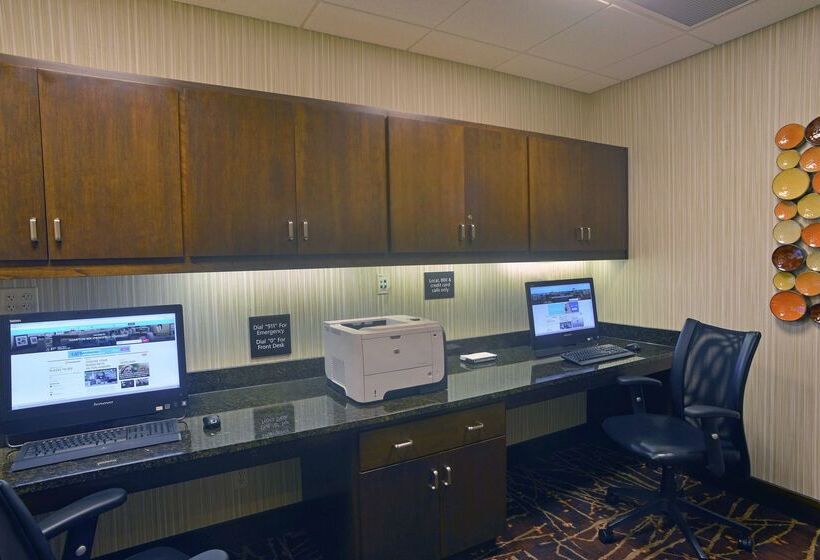 فندق Hampton Inn Springfieldsoutheast