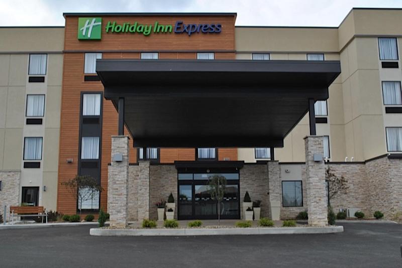 호텔 Holiday Inn Express Salem, An Ihg