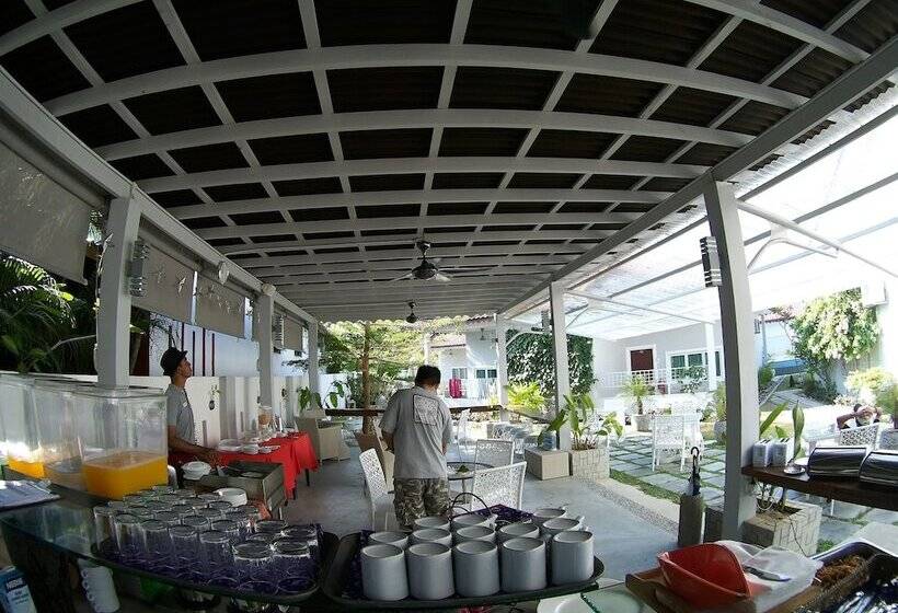 هتل Langkawi Chantique