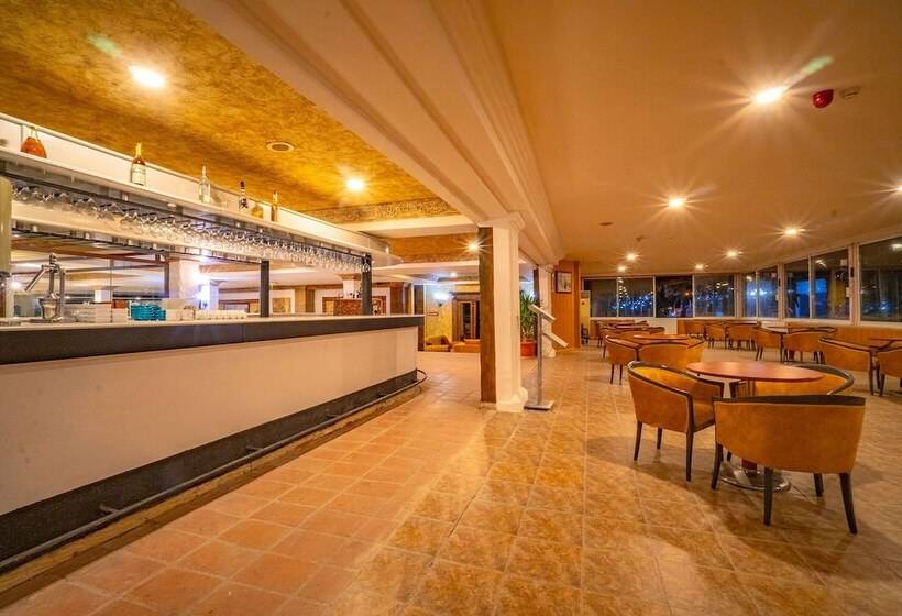 בית מלון כפרי Larina Thermal Resort & Spa