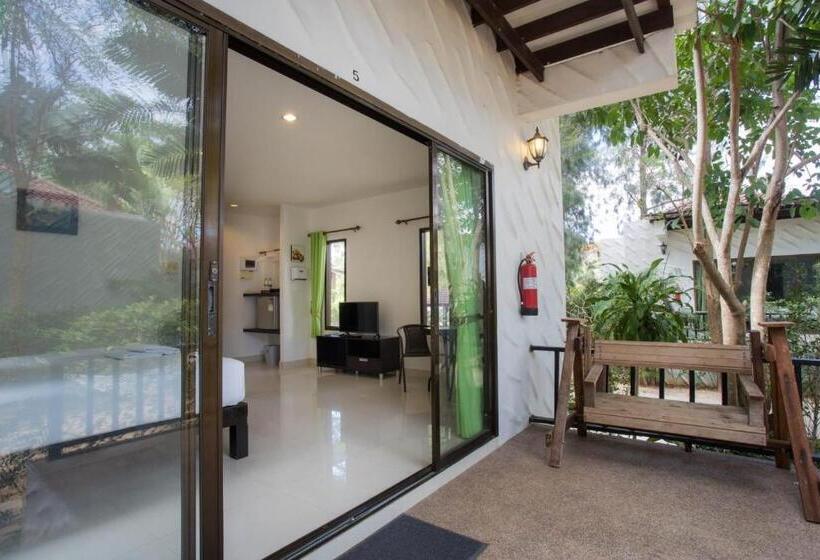 בית מלון כפרי Pranburi Cabana Resort